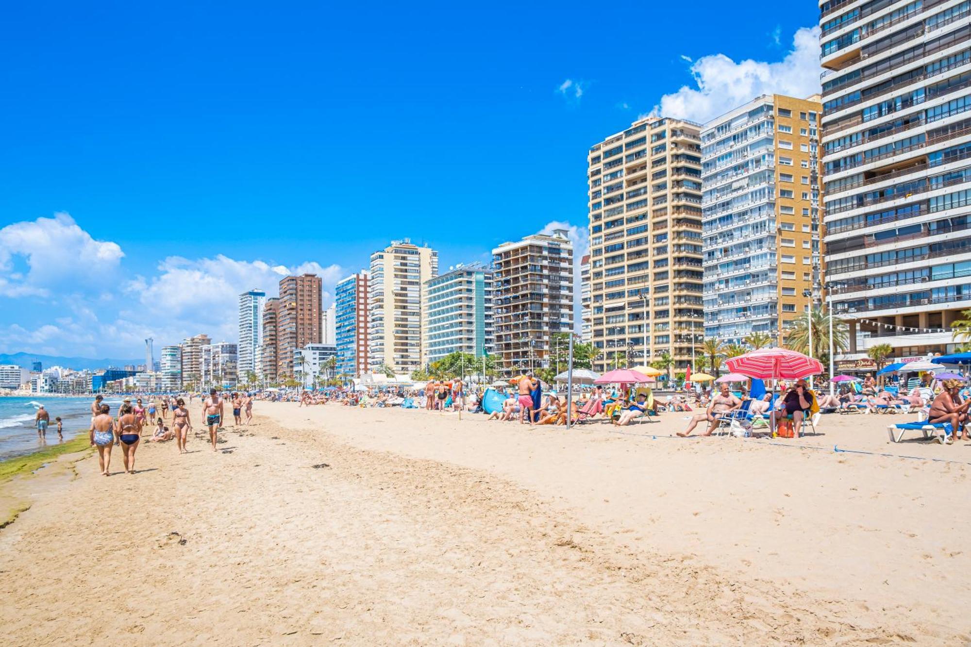 Los Caballos 12-C Levante Beach Benidorm Eksteriør billede